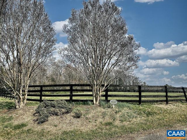 3111 S SEMINOLE TRL, Madison, VA 22727