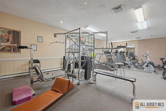 28 Wycoff Way 28, East Brunswick, NJ 08816