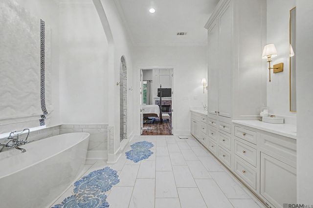 4842 Thibodeaux Rd, Greenwell Springs, LA 70739