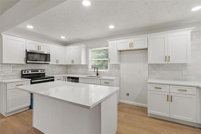 4328 Luxembourg Drive, Decatur, GA 30034