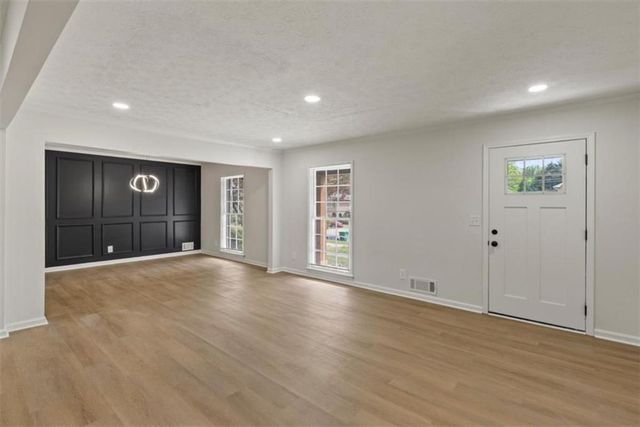 4328 Luxembourg Drive, Decatur, GA 30034