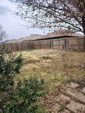 704 Mackenzie Drive, Royse City, TX 75189