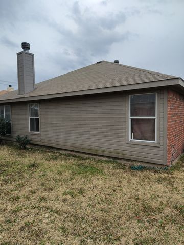 704 Mackenzie Drive, Royse City, TX 75189