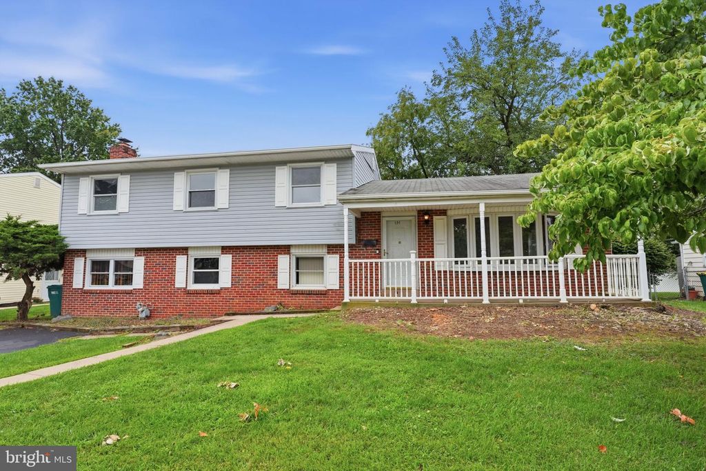 131 LOUISE DR, MORRISVILLE, PA 19067 — photo 2