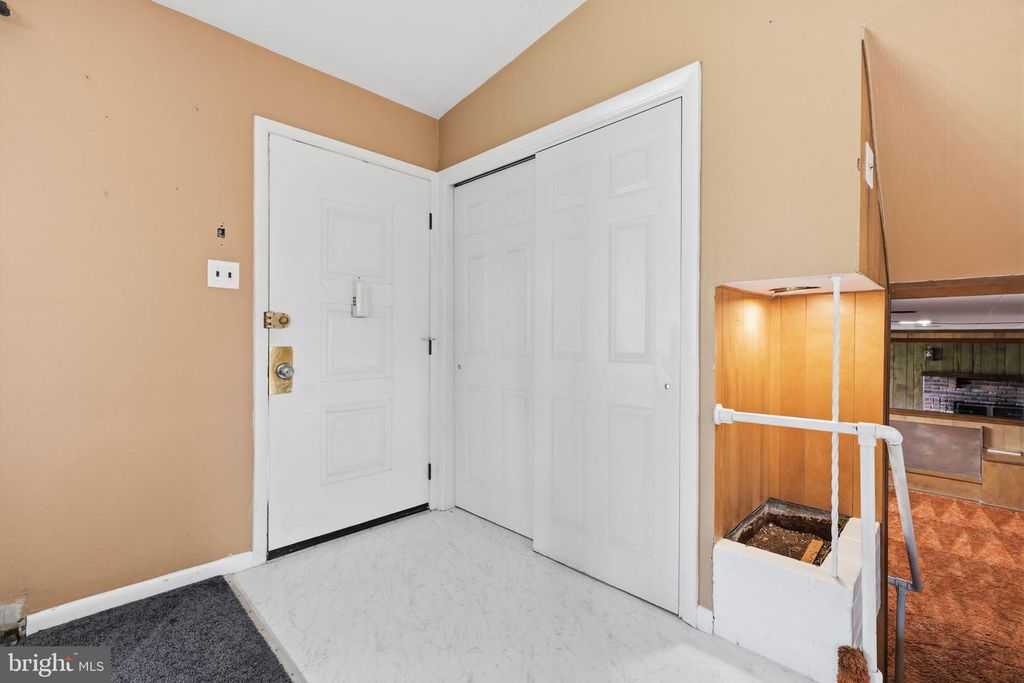131 LOUISE DR, MORRISVILLE, PA 19067 — photo 5