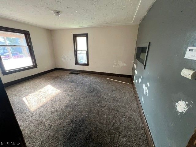 2407 Livingston Avenue, Lorain, OH 44052