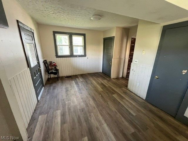 2407 Livingston Avenue, Lorain, OH 44052