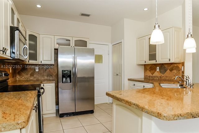 1246 SW 146th Ct, Miami, FL 33184