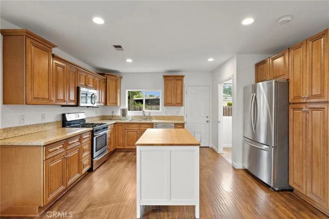 108 S Pritchard, Fullerton, CA 92833