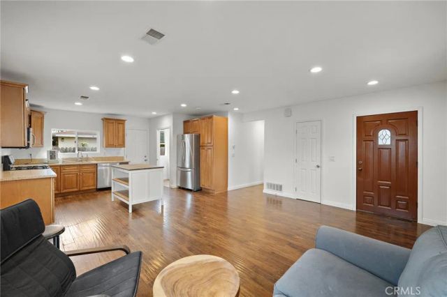 108 S Pritchard, Fullerton, CA 92833