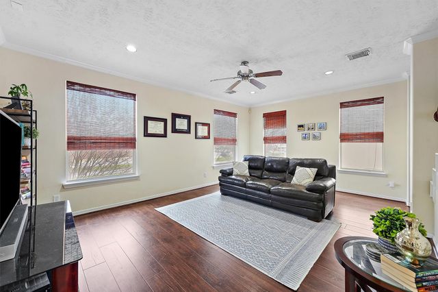 7818 Stoneyway Drive, Houston, TX 77040