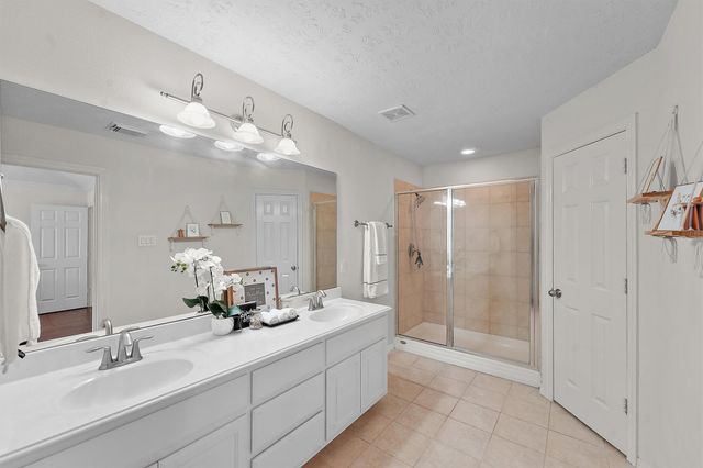 7818 Stoneyway Drive, Houston, TX 77040