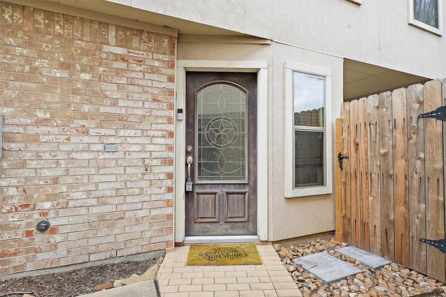 7818 Stoneyway Drive, Houston, TX 77040