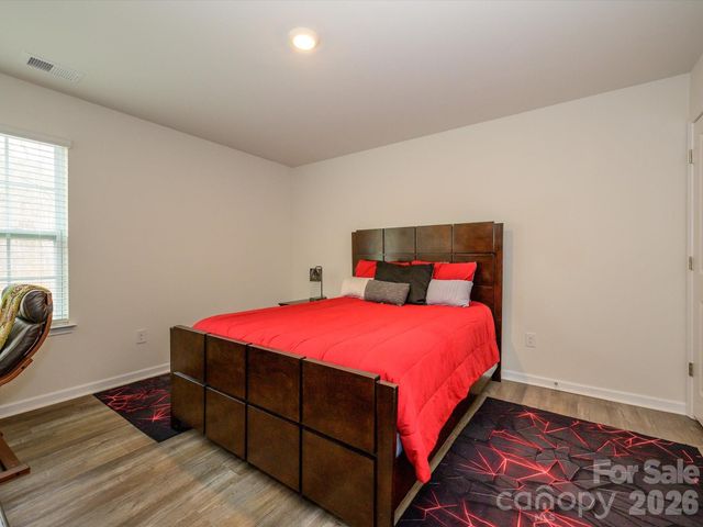 2343 Meadow Stream Drive, Sherrills Ford, NC 28673