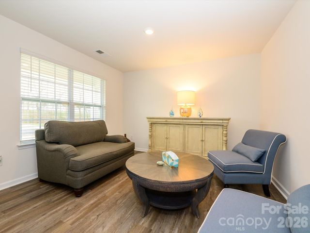 2343 Meadow Stream Drive, Sherrills Ford, NC 28673