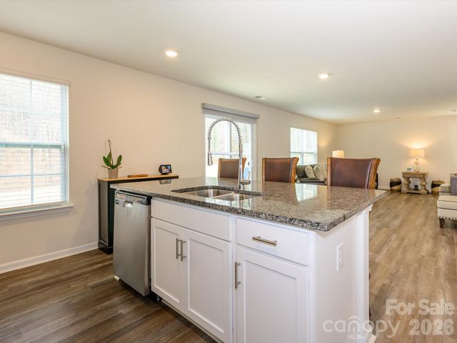 2343 Meadow Stream Drive, Sherrills Ford, NC 28673