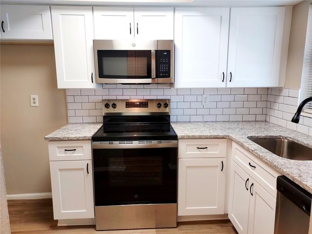 6064 ARLENE WAY 6064, Bradenton, FL 34207