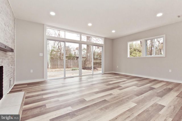 3507 GALLOWS RD, Falls Church, VA 22042