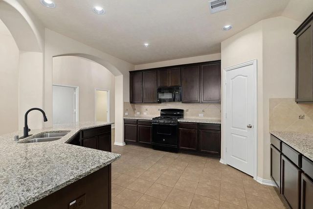 16007 David Hill Lane, Hockley, TX 77447