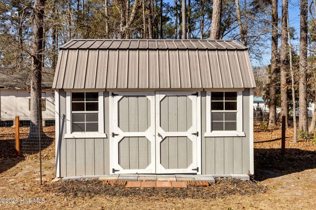 410 Fawn Drive, Hampstead, NC 28443