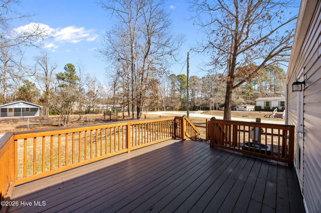 410 Fawn Drive, Hampstead, NC 28443