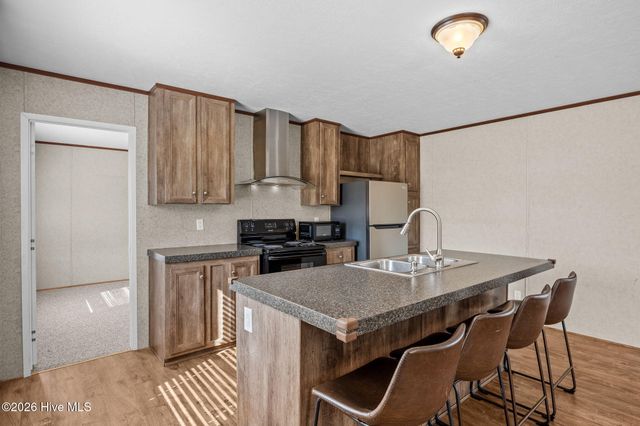 410 Fawn Drive, Hampstead, NC 28443