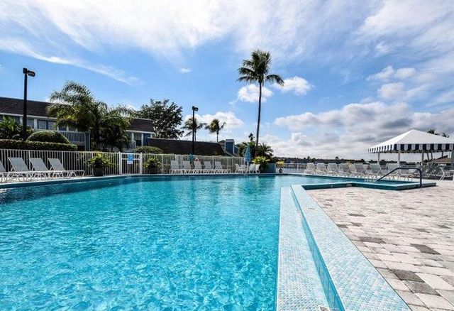 726 Ocean Dunes Circle, Jupiter, FL 33477