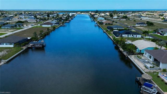 4118 NW 33rd LN, Cape Coral, FL 33993