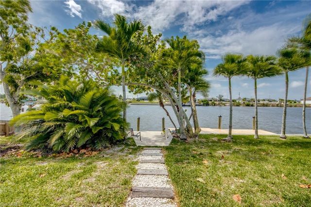 4118 NW 33rd LN, Cape Coral, FL 33993