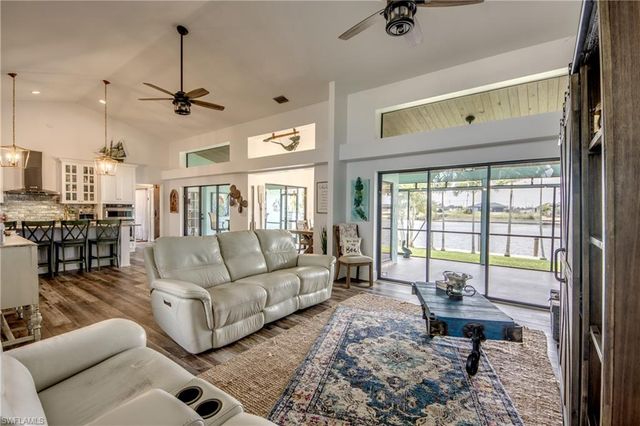 4118 NW 33rd LN, Cape Coral, FL 33993