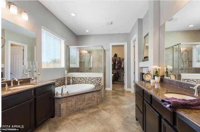 10307 E Starion Avenue, Mesa, AZ 85212