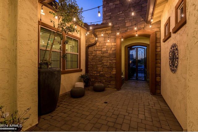 10307 E Starion Avenue, Mesa, AZ 85212