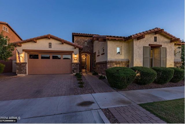 10307 E Starion Avenue, Mesa, AZ 85212
