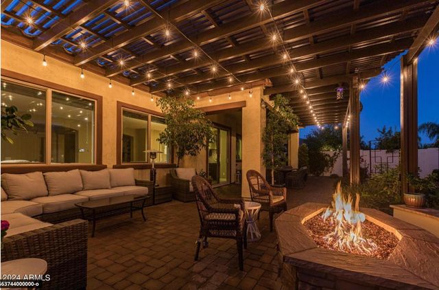 10307 E Starion Avenue, Mesa, AZ 85212
