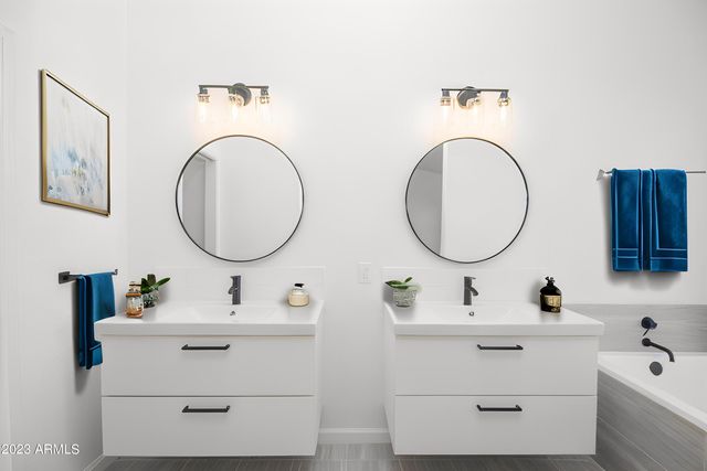 11532 W CLOVER Way, Avondale, AZ 85392