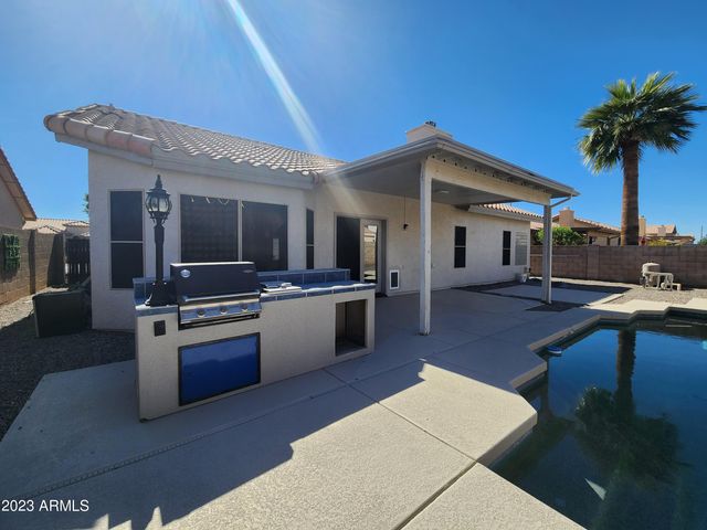 11532 W CLOVER Way, Avondale, AZ 85392