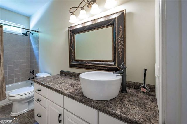 1291 Riverwalk Road, Bishop, GA 30621
