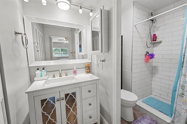 1195 MISSION HILLS BOULEVARD 37C, Clearwater, FL 33759