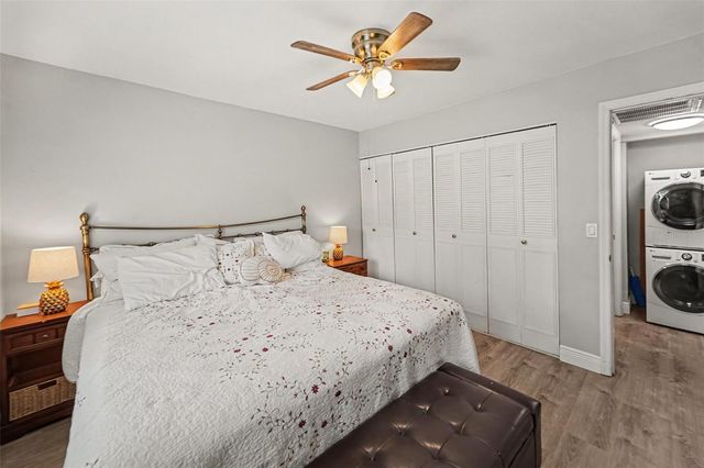 1195 MISSION HILLS BOULEVARD 37C, Clearwater, FL 33759