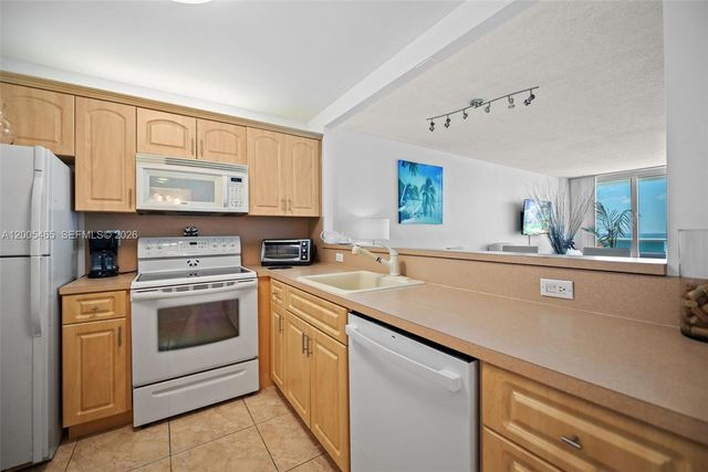 3725 S Ocean Dr 1212, Hollywood, FL 33019