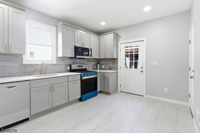 280 Conklin Ave, Hillside Twp., NJ 07205