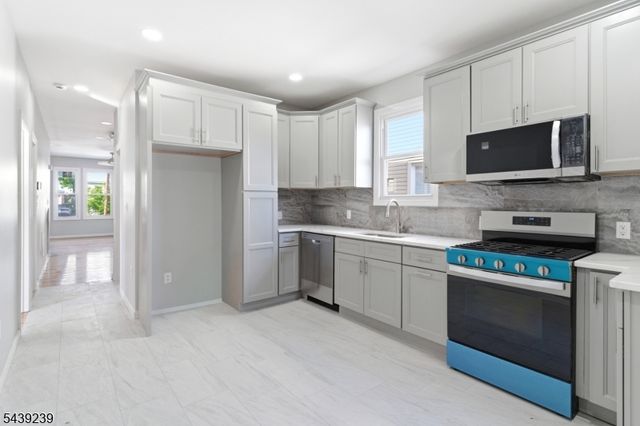 280 Conklin Ave, Hillside Twp., NJ 07205