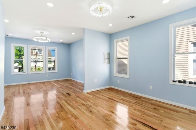 280 Conklin Ave, Hillside Twp., NJ 07205
