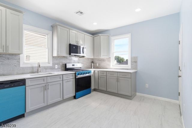 280 Conklin Ave, Hillside Twp., NJ 07205
