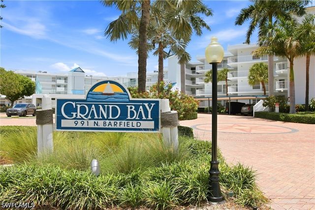 991 N Barfield DR 404, Marco Island, FL 34145