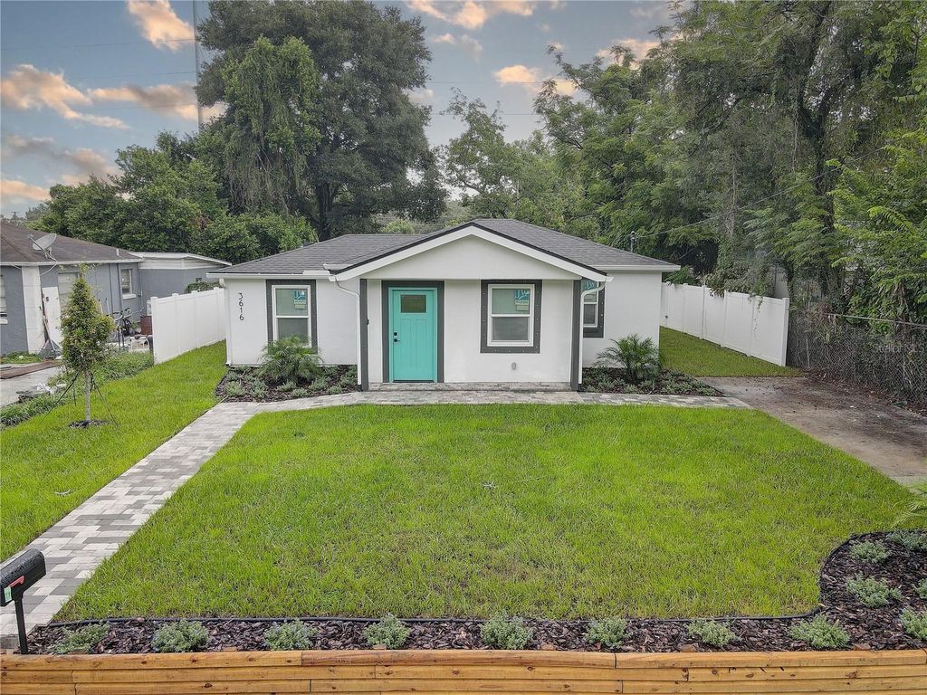 3616 LINDELL AVENUE, Tampa, FL 33610