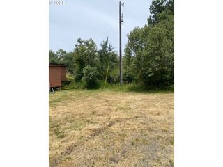 Third St, Lakeside, OR 97449