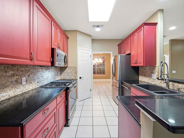 1701 Mountain Laurel, Kerrville, TX 78028