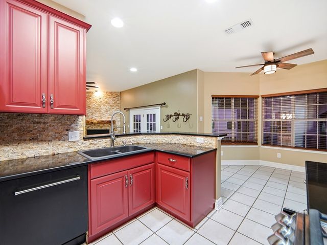 1701 Mountain Laurel, Kerrville, TX 78028