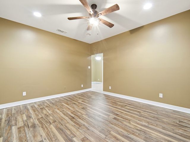 1701 Mountain Laurel, Kerrville, TX 78028